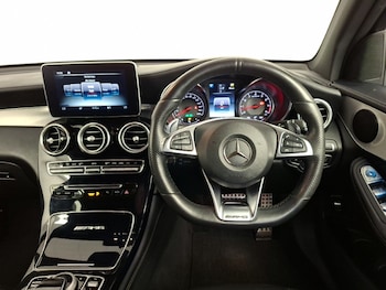 Used Mercedes-Benz GLC 2019 for sale - 79420203: Photo