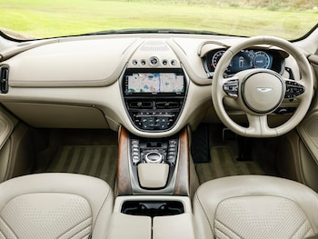 Used Aston Martin DBX 2021 for sale - 77024581: Photo