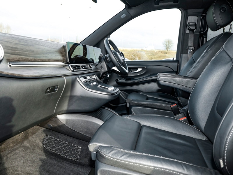 Used Mercedes-Benz V-Class 2024 for sale - 77651920: Photo 5