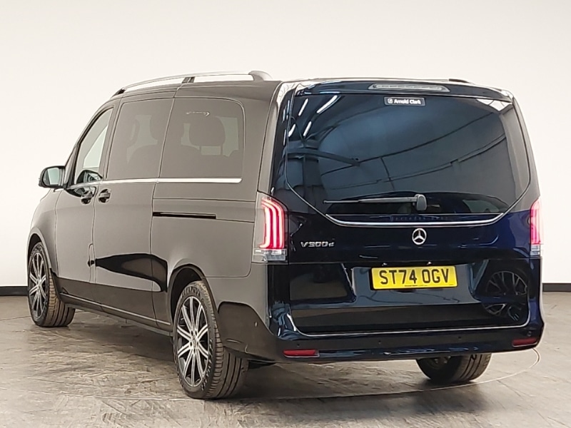 Used Mercedes-Benz V-Class 2024 for sale - 77379967: Photo 3