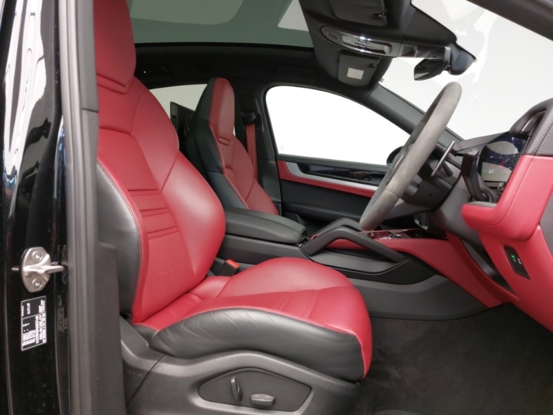 Used Porsche Cayenne 2024 for sale - 77357802: Photo 11