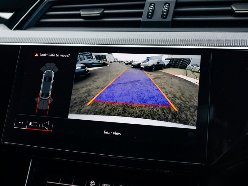 Used Audi Q8 2024 for sale - 77024590: Photo 16