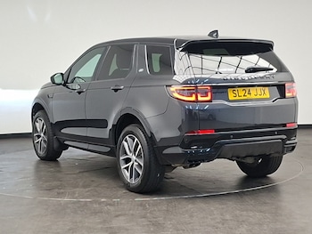 Used Land Rover Discovery Sport 2024 for sale - 78844733: Photo