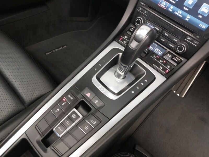 Used Porsche 911 2018 for sale - 77531173: Photo 10