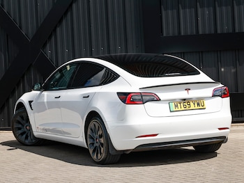 Used Tesla Model 3 2019 for sale - 79139190: Photo