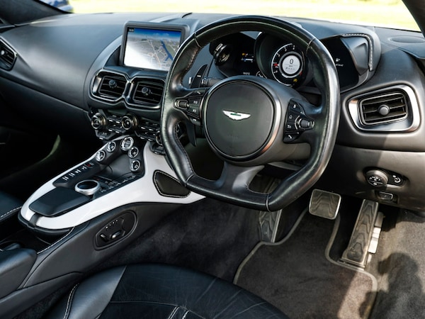 Used Aston Martin V8 2019 for sale - 75684307: Photo 7