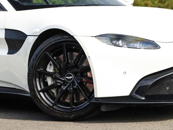 Used Aston Martin V8 2019 for sale - 75684307: Photo 9