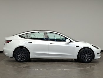 Used Tesla Model 3 2023 for sale - 79618388: Photo