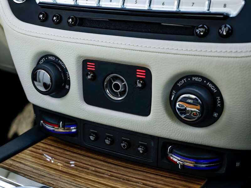 Used Rolls-Royce Ghost 2015 for sale - 76471429: Photo 16