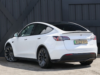 Used Tesla Model Y 2023 for sale - 79048300: Photo