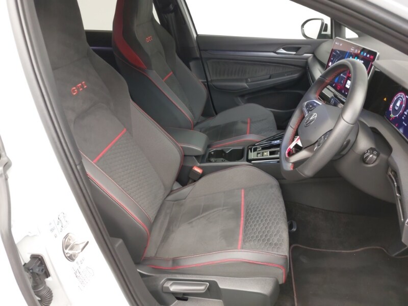 Used Volkswagen Golf 2025 for sale - 77922057: Photo 11