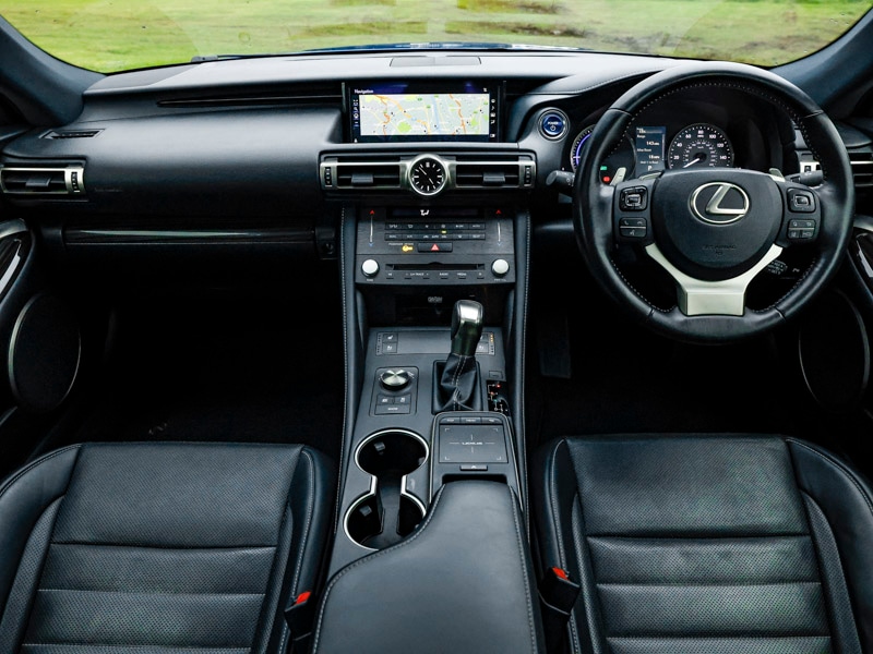 Used Lexus RC 2019 for sale - 76983361: Photo 2