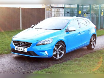 Used Volvo V40 2016 for sale - 78661444: Photo