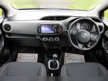 Used Toyota Yaris 2018 for sale - 78609547: Photo