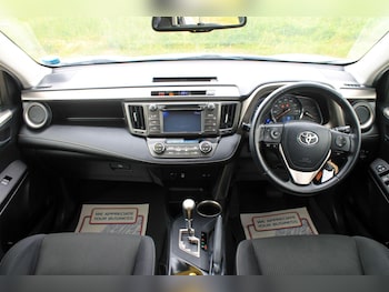 Used Toyota RAV4 2013 for sale - 78601300: Photo