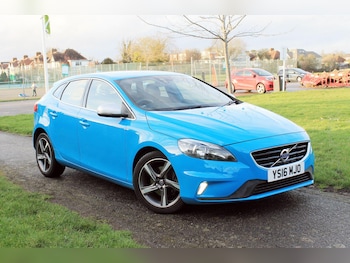 Used Volvo V40 2016 for sale - 78600647: Photo