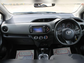 Used Toyota Yaris 2019 for sale - 79248204: Photo