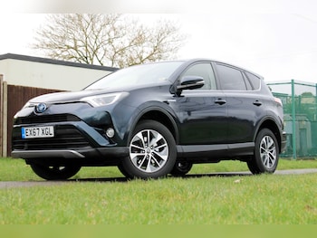 Used Toyota RAV4 2017 for sale - 78601510: Photo