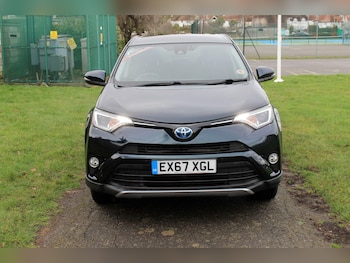 Used Toyota RAV4 2017 for sale - 78601510: Photo