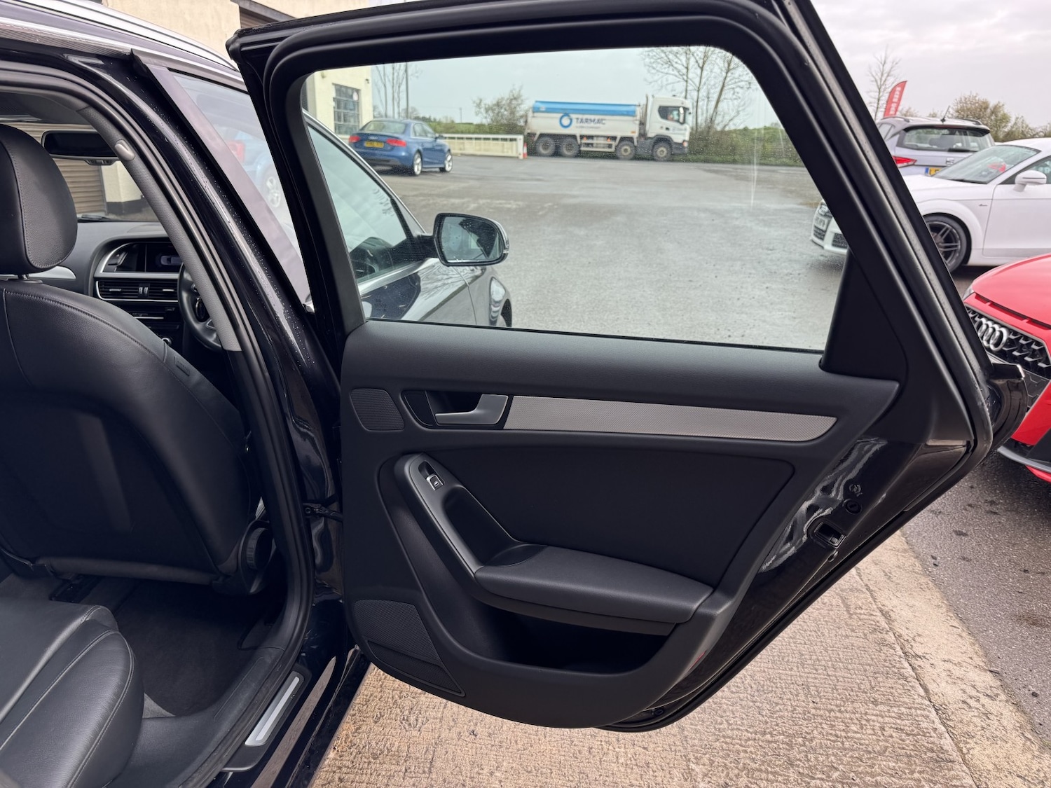 Used Audi A4 2014 for sale - 78090647: Photo 16