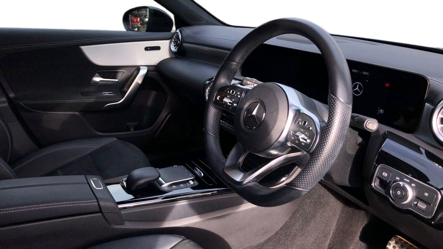 Used Mercedes-Benz A-Class 2022 for sale - 76469371: Photo 3