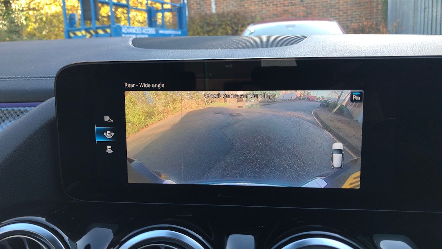 Used Mercedes-Benz GLA 2023 for sale - 77517597: Photo 32