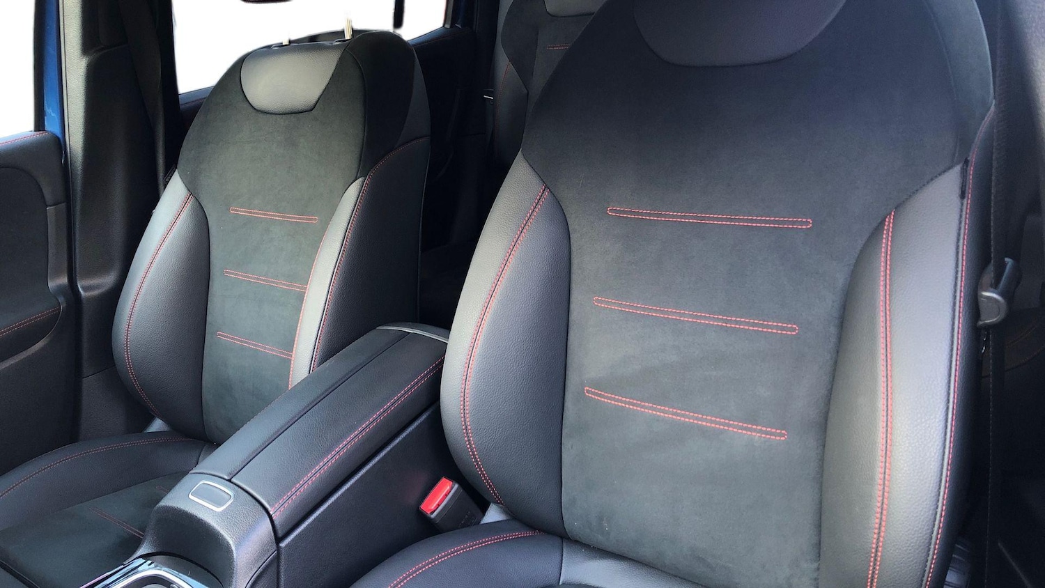 Used Mercedes-Benz GLB 2025 for sale - 77201439: Photo 11