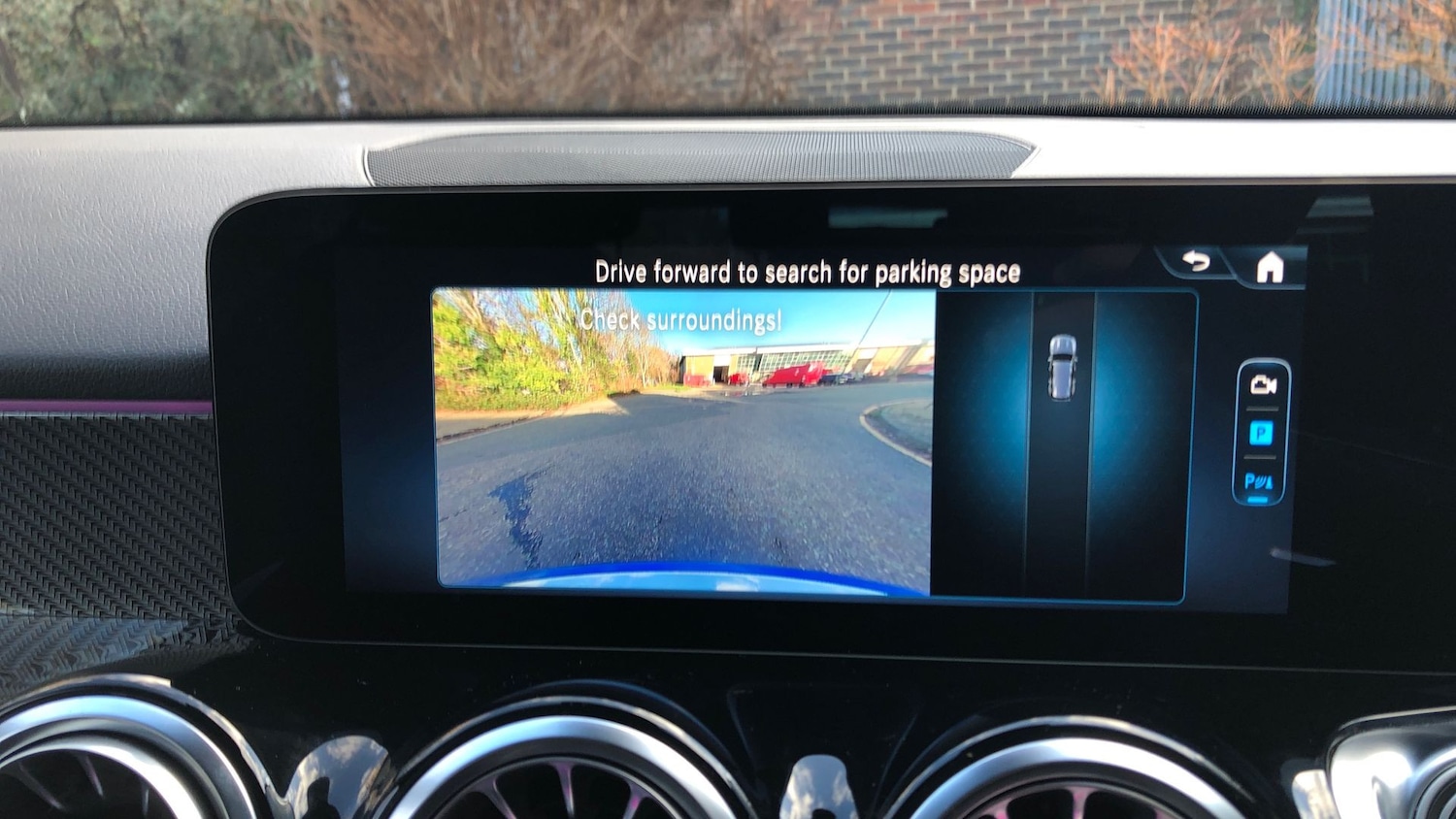 Used Mercedes-Benz GLB 2025 for sale - 77201439: Photo 28