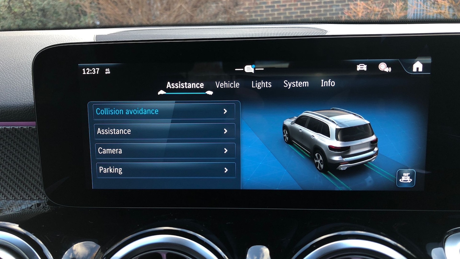 Used Mercedes-Benz GLB 2025 for sale - 77201439: Photo 32