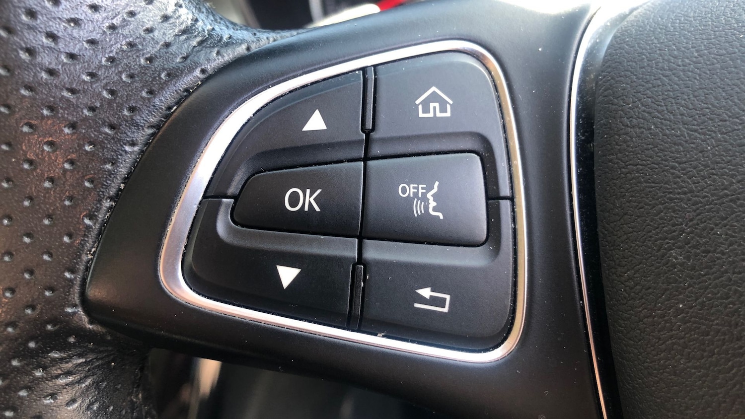 Used Mercedes-Benz C Class 2018 for sale - 76413686: Photo 19