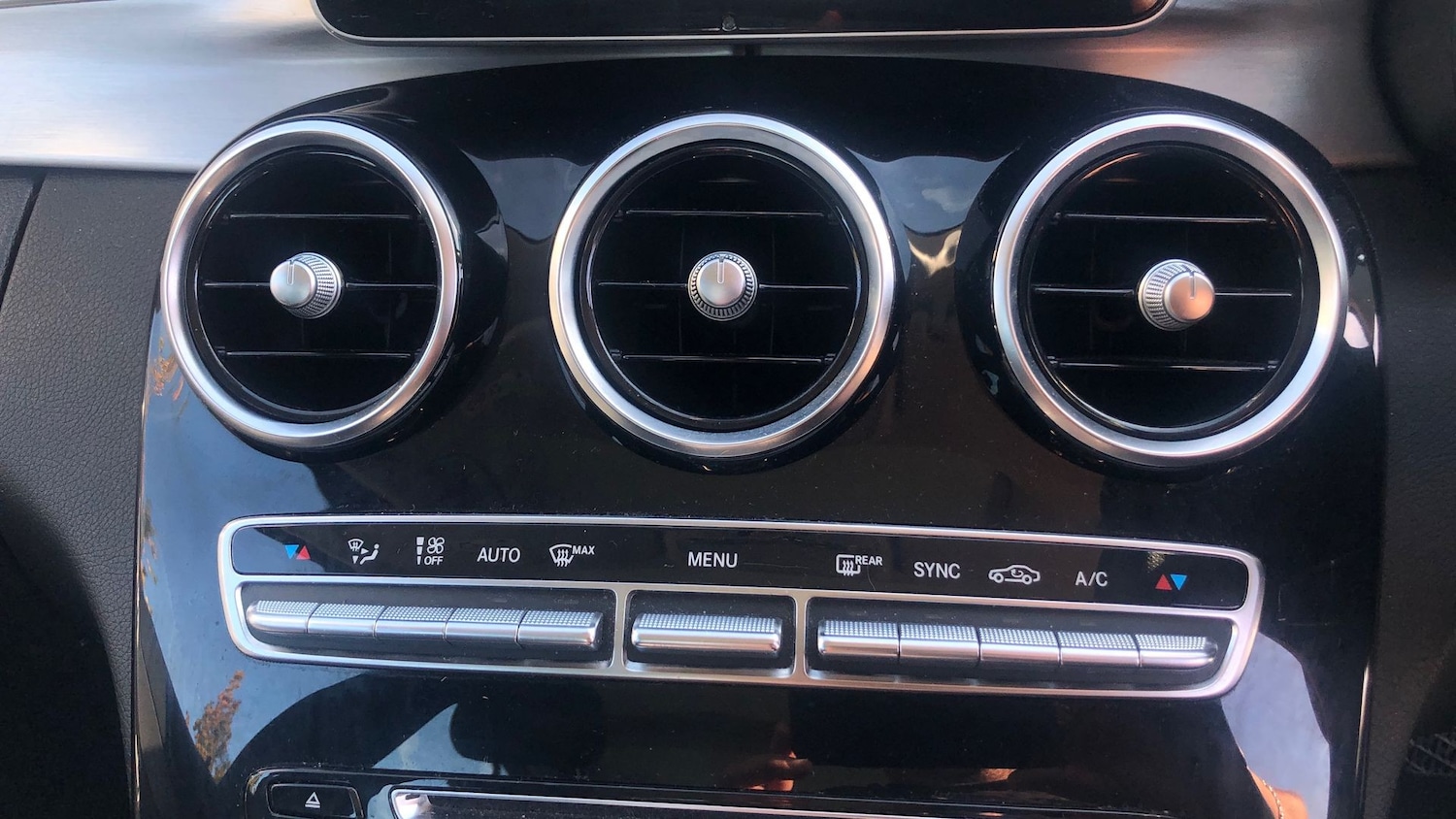 Used Mercedes-Benz C Class 2018 for sale - 76413686: Photo 26