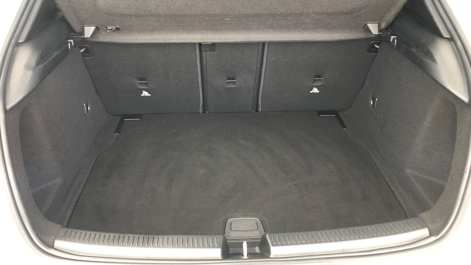 Used Mercedes-Benz A-Class 2021 for sale - 76413775: Photo 14