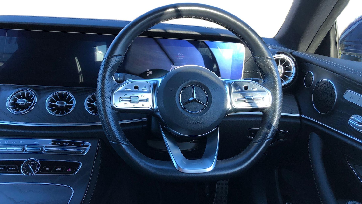 Used Mercedes-Benz E Class 2020 for sale - 77073413: Photo 9