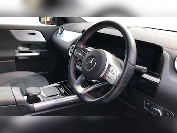 Used Mercedes-Benz EQA 2022 for sale - 76413781: Photo