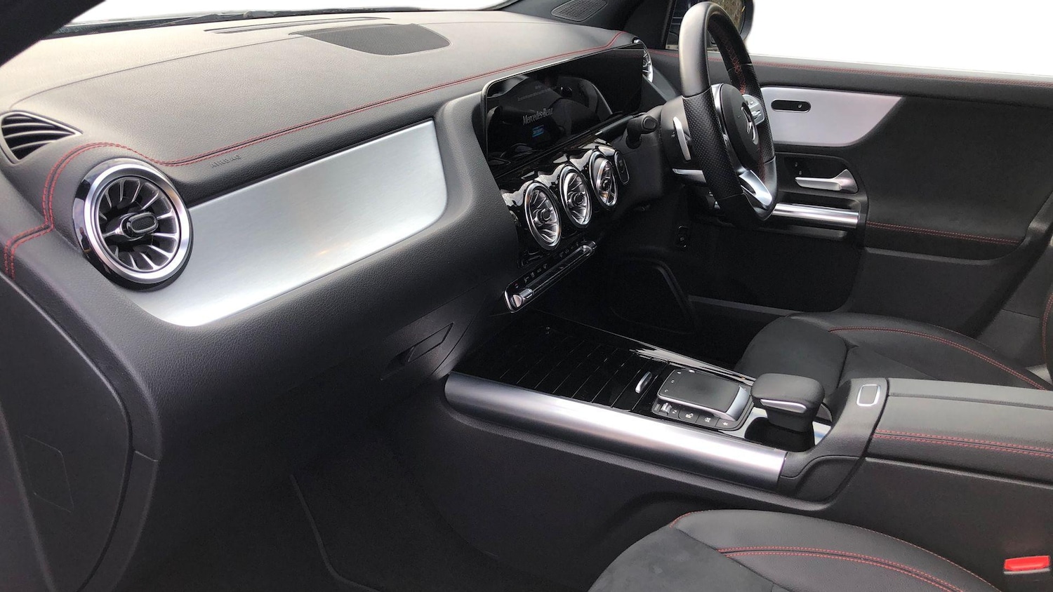 Used Mercedes-Benz EQA 2022 for sale - 76413781: Photo 8