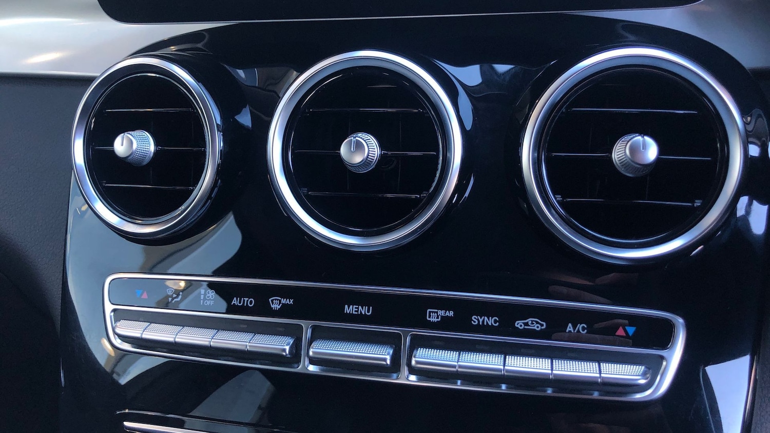 Used Mercedes-Benz GLC 2021 for sale - 77517628: Photo 34