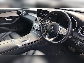 Used Mercedes-Benz GLC 2023 for sale - 77028366: Photo