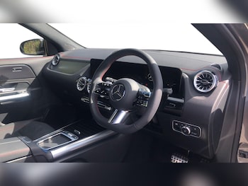 Used Mercedes-Benz EQA 2025 for sale - 77767131: Photo