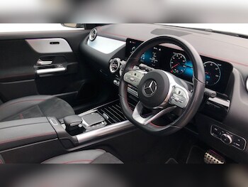 Used Mercedes-Benz EQA 2022 for sale - 77620413: Photo