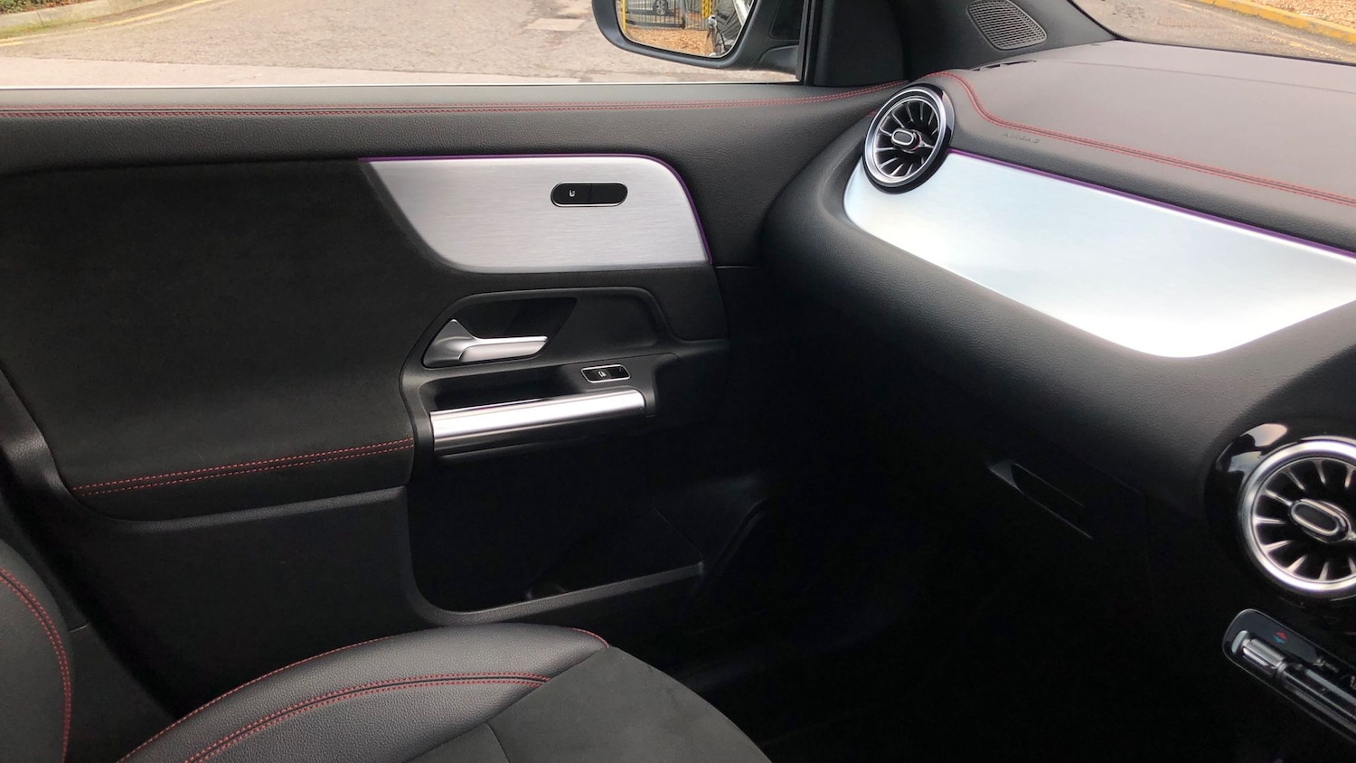 Used Mercedes-Benz EQA 2021 for sale - 76560223: Photo 32