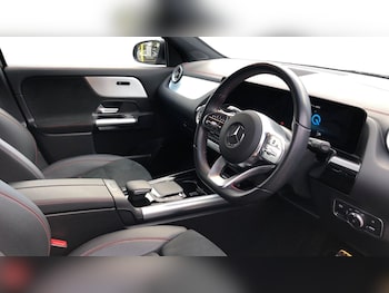 Used Mercedes-Benz EQA 2021 for sale - 76560223: Photo