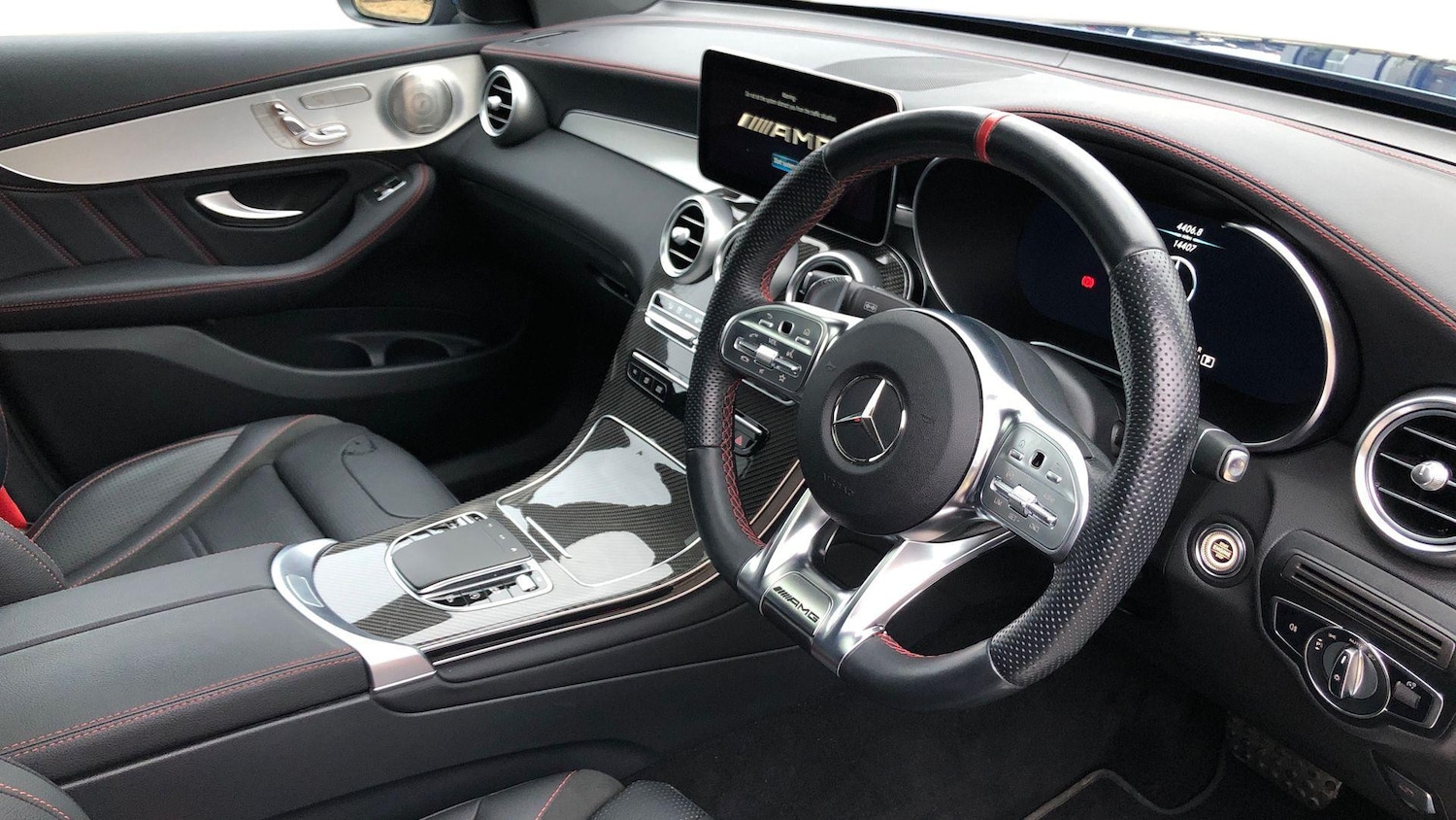 Used Mercedes-Benz GLC 2023 for sale - 77024155: Photo 3