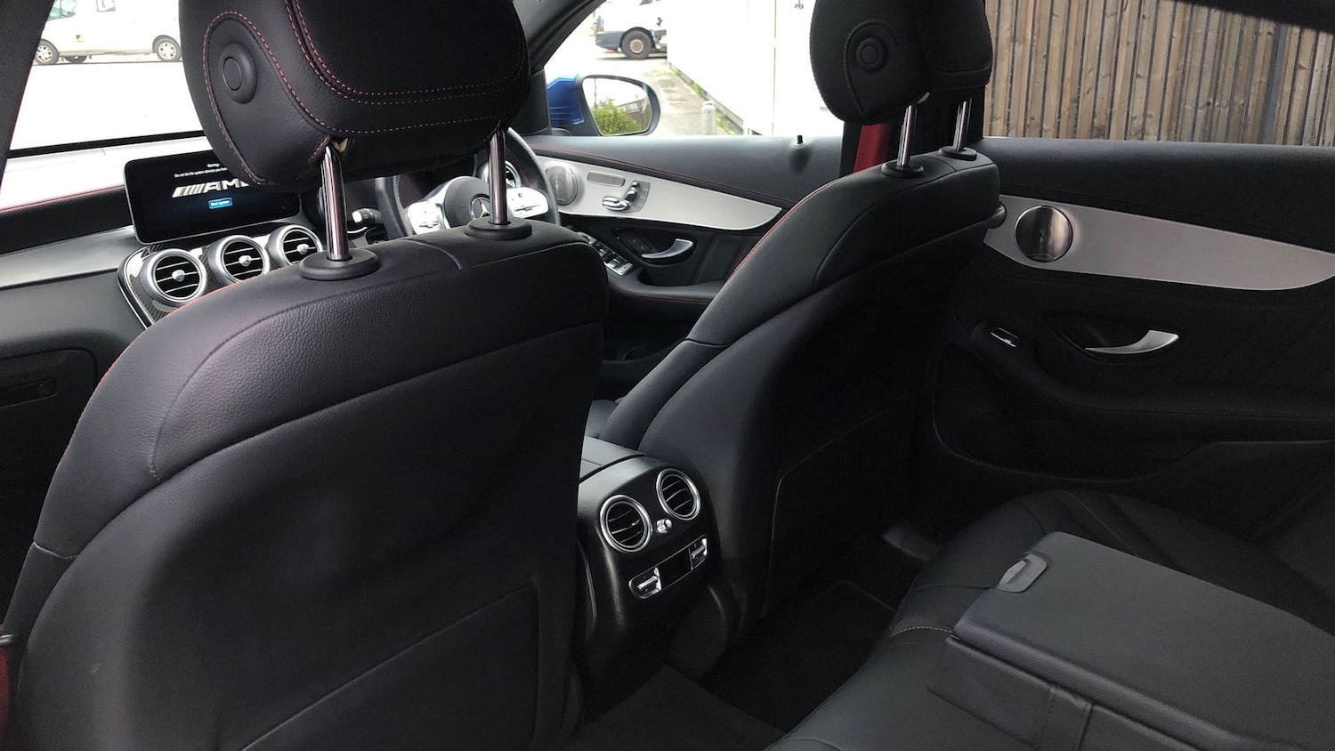 Used Mercedes-Benz GLC 2023 for sale - 77024155: Photo 32