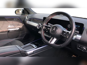Used Mercedes-Benz GLB 2024 for sale - 76685588: Photo