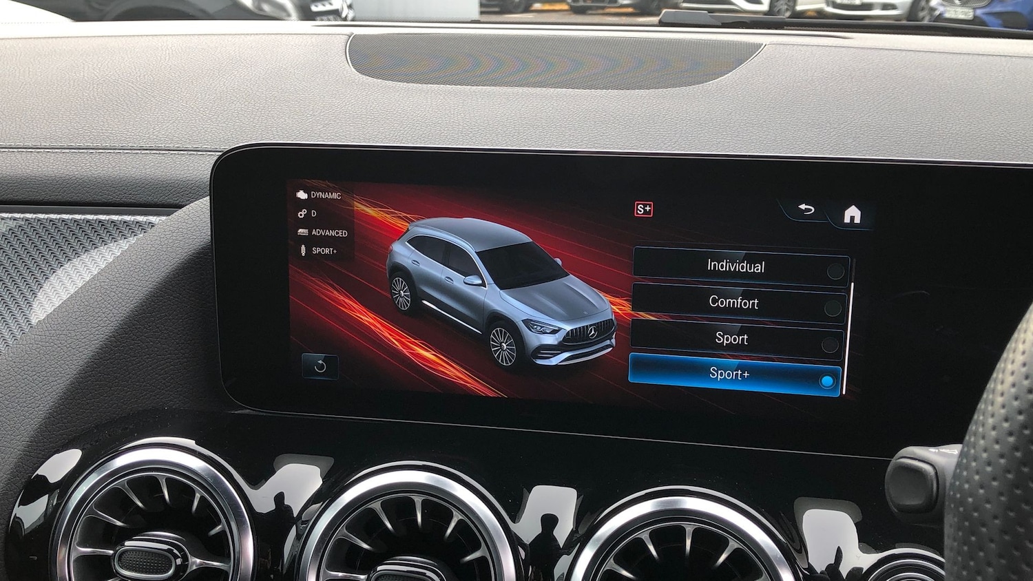 Used Mercedes-Benz GLA 2023 for sale - 77254243: Photo 37