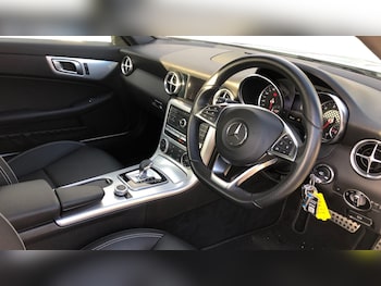 Used Mercedes-Benz SLC 2017 for sale - 76713423: Photo