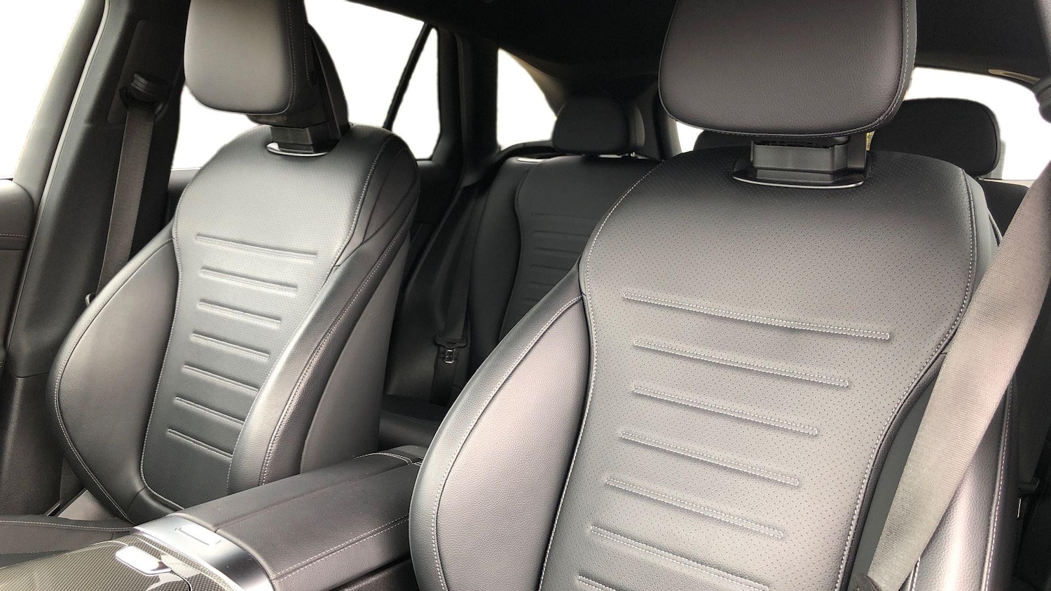 Used Mercedes-Benz GLC 2024 for sale - 76413719: Photo 11