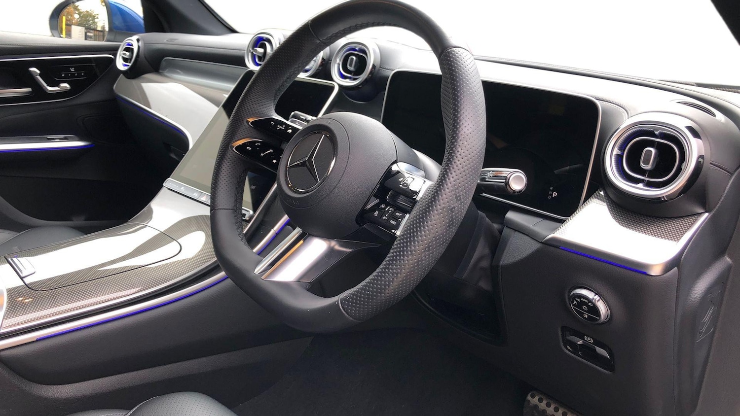 Used Mercedes-Benz GLC 2024 for sale - 76413719: Photo 3