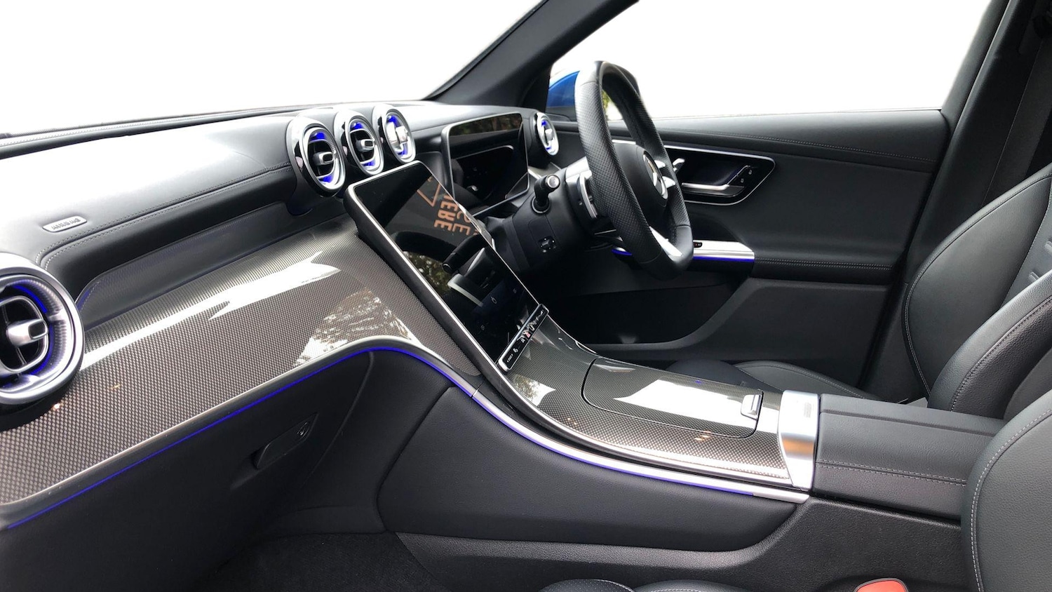 Used Mercedes-Benz GLC 2024 for sale - 76413719: Photo 8