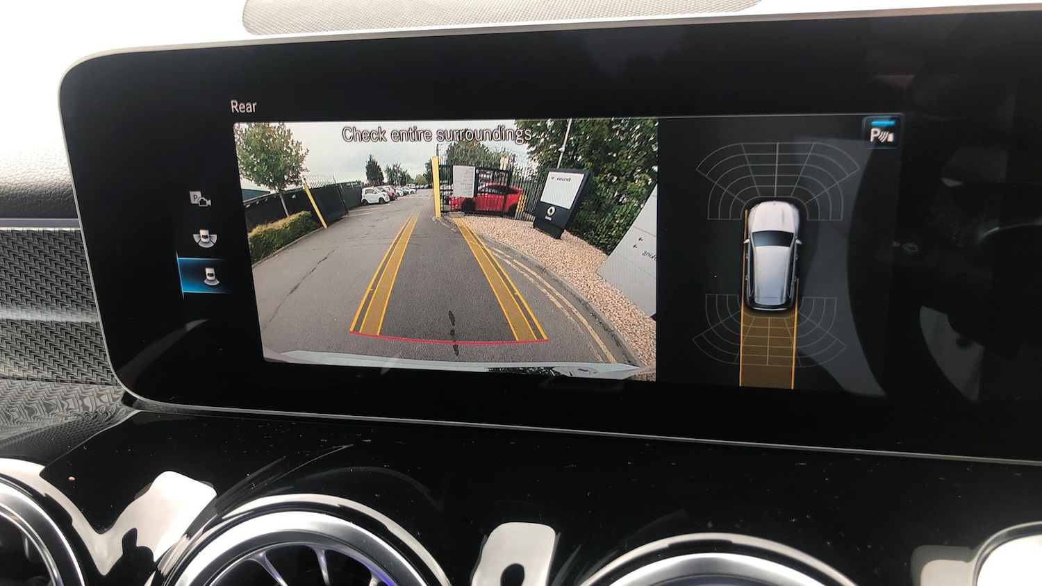 Used Mercedes-Benz GLB 2023 for sale - 76413651: Photo 24